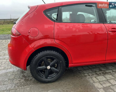 Червоний Сеат Leon, об'ємом двигуна 1.6 л та пробігом 223 тис. км за 4300 $, фото 1 на Automoto.ua