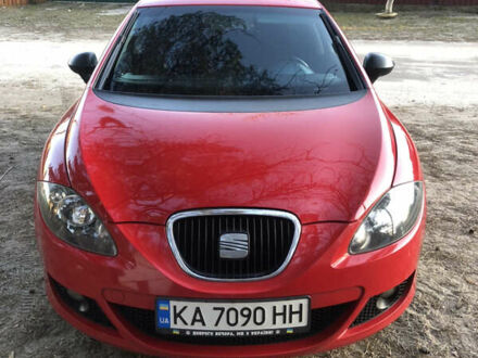 Червоний Сеат Leon, об'ємом двигуна 2 л та пробігом 181 тис. км за 6500 $, фото 1 на Automoto.ua