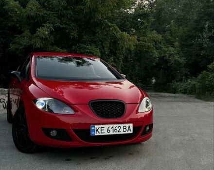 Червоний Сеат Leon, об'ємом двигуна 2 л та пробігом 245 тис. км за 6303 $, фото 1 на Automoto.ua