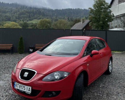 Красный Сеат Леон, объемом двигателя 1.39 л и пробегом 212 тыс. км за 4999 $, фото 1 на Automoto.ua