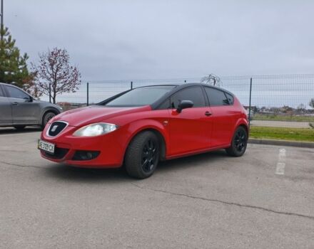 Красный Сеат Леон, объемом двигателя 2 л и пробегом 187 тыс. км за 5600 $, фото 1 на Automoto.ua