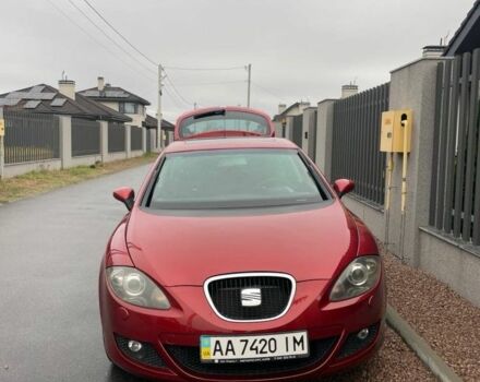 Червоний Сеат Leon, об'ємом двигуна 0 л та пробігом 219 тис. км за 6200 $, фото 1 на Automoto.ua