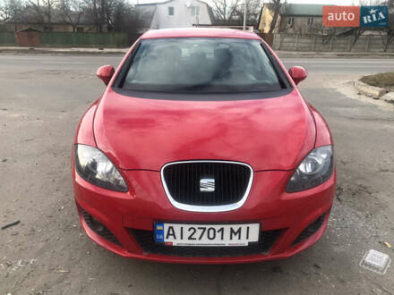 Сеат Leon 2011 у Києві на Automoto.ua Червоний Сеат Leon, об'ємом двигуна 1.4 л та пробігом 266 тис. км за 6500 $, фото 1 на Automoto.ua