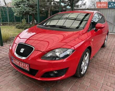 Червоний Сеат Leon, об'ємом двигуна 1.8 л та пробігом 143 тис. км за 7200 $, фото 1 на Automoto.ua