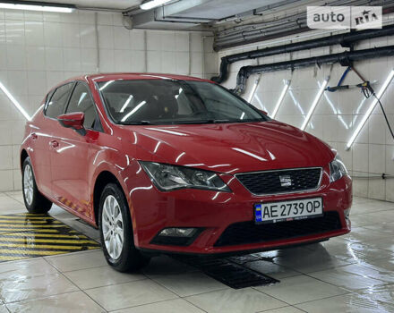 Червоний Сеат Leon, об'ємом двигуна 1.2 л та пробігом 61 тис. км за 13000 $, фото 1 на Automoto.ua