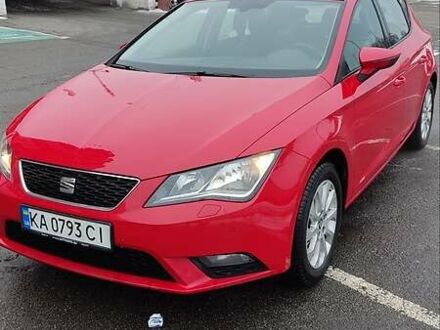 Сеат Leon 2013 у Києві на Automoto.ua Червоний Сеат Leon, об'ємом двигуна 2 л та пробігом 198 тис. км за 13000 $, фото 1 на Automoto.ua