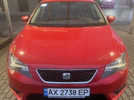 Червоний Сеат Leon, об'ємом двигуна 1.2 л та пробігом 130 тис. км за 9750 $, фото 1 на Automoto.ua