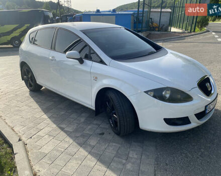 Сеат Леон, объемом двигателя 2 л и пробегом 215 тыс. км за 5500 $, фото 4 на Automoto.ua