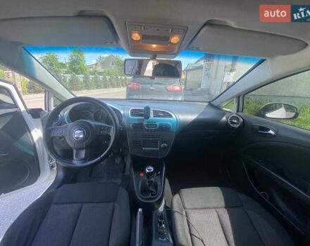 Сеат Леон, объемом двигателя 2 л и пробегом 215 тыс. км за 5500 $, фото 17 на Automoto.ua