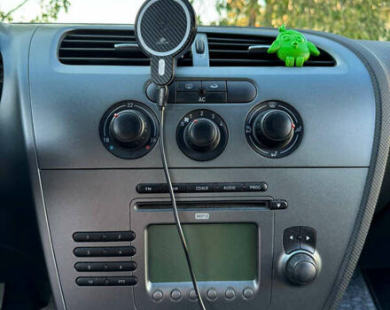 Сеат Леон, объемом двигателя 1.6 л и пробегом 188 тыс. км за 6000 $, фото 10 на Automoto.ua