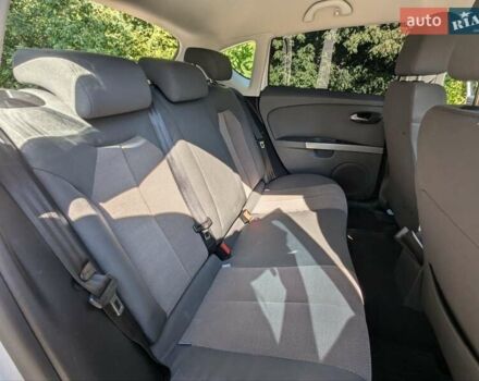 Сеат Леон, объемом двигателя 1.8 л и пробегом 175 тыс. км за 6700 $, фото 2 на Automoto.ua