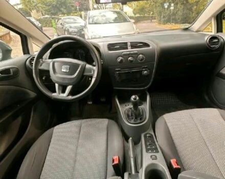 Сеат Леон, объемом двигателя 1.6 л и пробегом 194 тыс. км за 6350 $, фото 3 на Automoto.ua