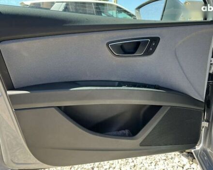 Сеат Леон, объемом двигателя 1.6 л и пробегом 197 тыс. км за 13000 $, фото 7 на Automoto.ua