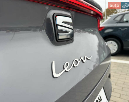 Сеат Leon, об'ємом двигуна 1.5 л та пробігом 1 тис. км за 31385 $, фото 33 на Automoto.ua