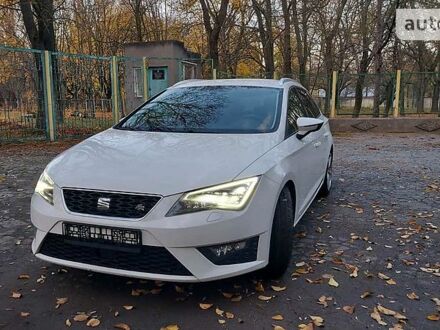 Сеат Leon 2016 у Одесі на Automoto.ua Сеат Leon, об'ємом двигуна 2 л та пробігом 290 тис. км за 11500 $, фото 1 на Automoto.ua