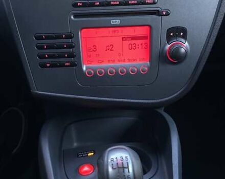 Желтый Сеат Леон, объемом двигателя 1.4 л и пробегом 222 тыс. км за 6500 $, фото 13 на Automoto.ua