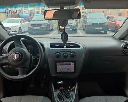 Желтый Сеат Леон, объемом двигателя 1.6 л и пробегом 298 тыс. км за 4300 $, фото 11 на Automoto.ua