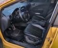 Желтый Сеат Леон, объемом двигателя 2 л и пробегом 210 тыс. км за 4600 $, фото 2 на Automoto.ua