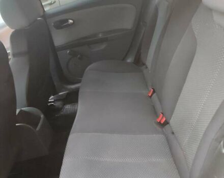 Желтый Сеат Леон, объемом двигателя 1.6 л и пробегом 298 тыс. км за 4300 $, фото 7 на Automoto.ua