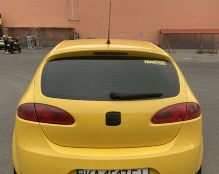 Желтый Сеат Леон, объемом двигателя 2 л и пробегом 197 тыс. км за 5300 $, фото 1 на Automoto.ua