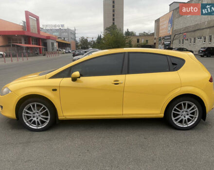 Желтый Сеат Леон, объемом двигателя 2 л и пробегом 197 тыс. км за 5300 $, фото 3 на Automoto.ua