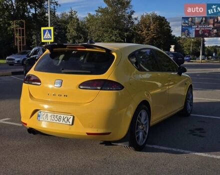 Желтый Сеат Леон, объемом двигателя 1.98 л и пробегом 230 тыс. км за 6800 $, фото 5 на Automoto.ua