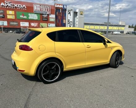 Желтый Сеат Леон, объемом двигателя 1.6 л и пробегом 177 тыс. км за 8000 $, фото 3 на Automoto.ua