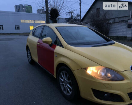 Жовтий Сеат Leon, об'ємом двигуна 1.4 л та пробігом 76 тис. км за 4515 $, фото 6 на Automoto.ua