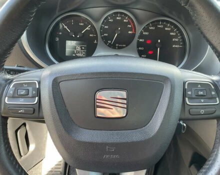 Желтый Сеат Леон, объемом двигателя 1.4 л и пробегом 242 тыс. км за 5200 $, фото 6 на Automoto.ua