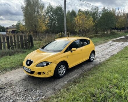 Желтый Сеат Леон, объемом двигателя 1.6 л и пробегом 250 тыс. км за 2000 $, фото 2 на Automoto.ua