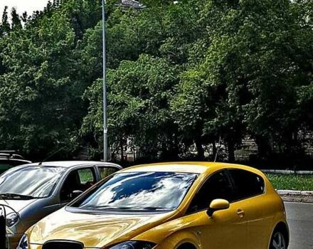 Жовтий Сеат Leon, об'ємом двигуна 1.97 л та пробігом 250 тис. км за 5500 $, фото 1 на Automoto.ua