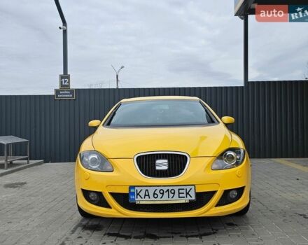 Желтый Сеат Леон, объемом двигателя 1.98 л и пробегом 290 тыс. км за 6500 $, фото 1 на Automoto.ua