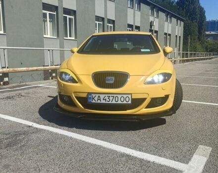 Жовтий Сеат Leon, об'ємом двигуна 2 л та пробігом 238 тис. км за 5200 $, фото 1 на Automoto.ua