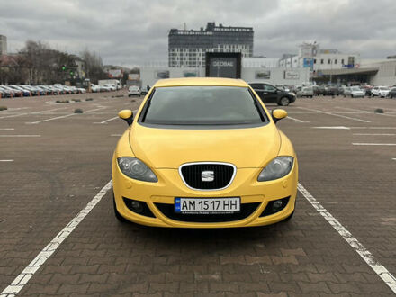 Сеат Leon 2008 у Житомирі на Automoto.ua Жовтий Сеат Leon, об'ємом двигуна 2 л та пробігом 84 тис. км за 9900 $, фото 1 на Automoto.ua