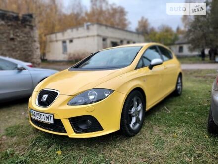 Сеат Leon 2008 у Києві на Automoto.ua Жовтий Сеат Leon, об'ємом двигуна 2 л та пробігом 158 тис. км за 6500 $, фото 1 на Automoto.ua