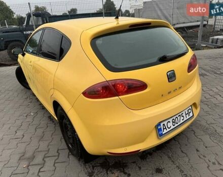 Жовтий Сеат Leon, об'ємом двигуна 1.6 л та пробігом 248 тис. км за 3600 $, фото 1 на Automoto.ua