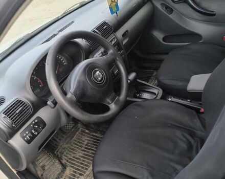 Серый Сеат Леон, объемом двигателя 1.8 л и пробегом 270 тыс. км за 3500 $, фото 1 на Automoto.ua