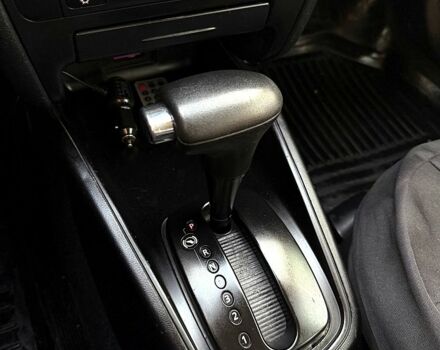 Серый Сеат Леон, объемом двигателя 1.8 л и пробегом 270 тыс. км за 4200 $, фото 11 на Automoto.ua