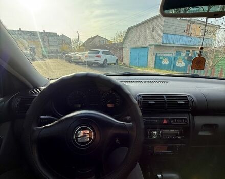 Серый Сеат Леон, объемом двигателя 1.8 л и пробегом 270 тыс. км за 4200 $, фото 13 на Automoto.ua