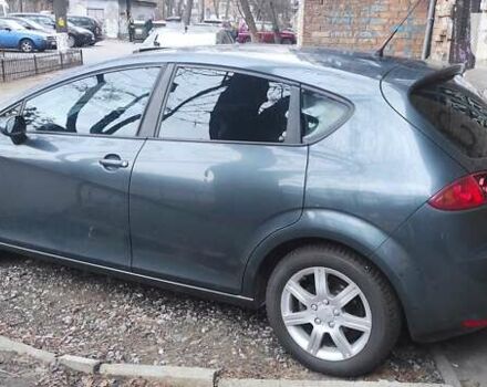 Серый Сеат Леон, объемом двигателя 1.97 л и пробегом 268 тыс. км за 5000 $, фото 3 на Automoto.ua