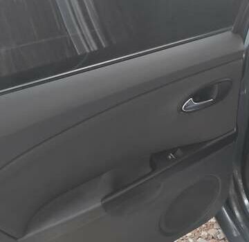 Серый Сеат Леон, объемом двигателя 1.97 л и пробегом 268 тыс. км за 5000 $, фото 20 на Automoto.ua