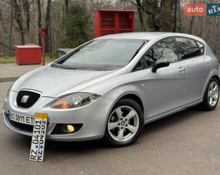 Серый Сеат Леон, объемом двигателя 1.6 л и пробегом 200 тыс. км за 4599 $, фото 3 на Automoto.ua