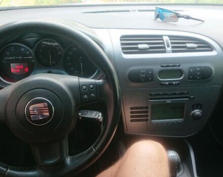 Сірий Сеат Leon, об'ємом двигуна 1.8 л та пробігом 220 тис. км за 3800 $, фото 1 на Automoto.ua