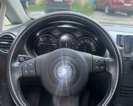 Сірий Сеат Leon, об'ємом двигуна 1.6 л та пробігом 189 тис. км за 4400 $, фото 42 на Automoto.ua