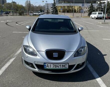 Сірий Сеат Leon, об'ємом двигуна 1.8 л та пробігом 294 тис. км за 5400 $, фото 1 на Automoto.ua