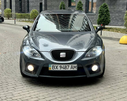 Серый Сеат Леон, объемом двигателя 2 л и пробегом 284 тыс. км за 6600 $, фото 4 на Automoto.ua