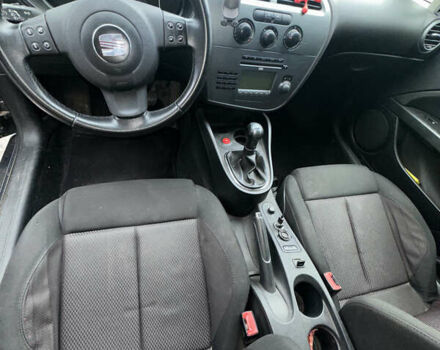 Сірий Сеат Leon, об'ємом двигуна 1.6 л та пробігом 189 тис. км за 4400 $, фото 40 на Automoto.ua