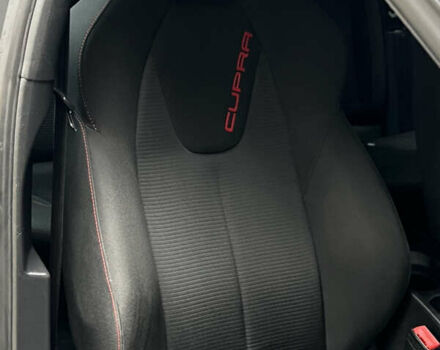 Серый Сеат Леон, объемом двигателя 2 л и пробегом 284 тыс. км за 6600 $, фото 15 на Automoto.ua