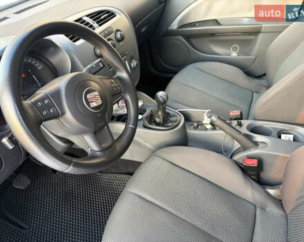 Сірий Сеат Leon, об'ємом двигуна 1.6 л та пробігом 198 тис. км за 5200 $, фото 8 на Automoto.ua