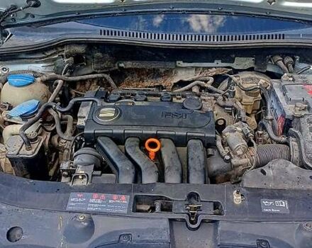 Сірий Сеат Leon, об'ємом двигуна 2 л та пробігом 299 тис. км за 5650 $, фото 3 на Automoto.ua